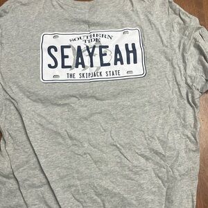 Southern Tide grey large tshirt
